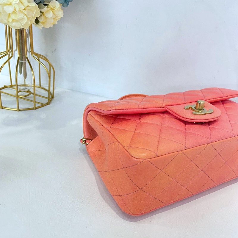 【CHANEL】香奈兒 Lambskin Classic Flap Bag 20 Handle 粉色漸變 金扣 CF20手柄 20x12x6 正品（二手）-4