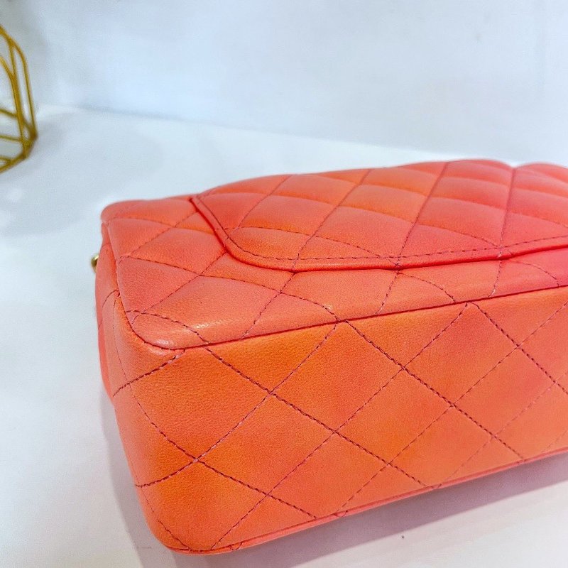 【CHANEL】香奈兒 Lambskin Classic Flap Bag 20 Handle 粉色漸變 金扣 CF20手柄 20x12x6 正品（二手）-6