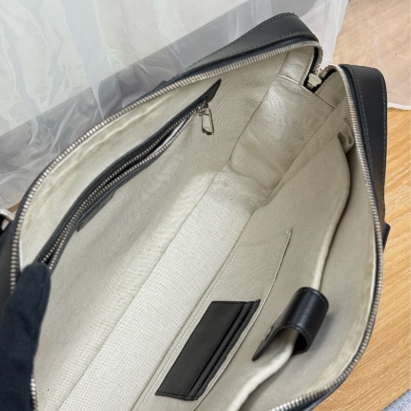 （台灣購證🇹🇼）Gucci男士浮雕公事包💼 背袋全新未使用-12