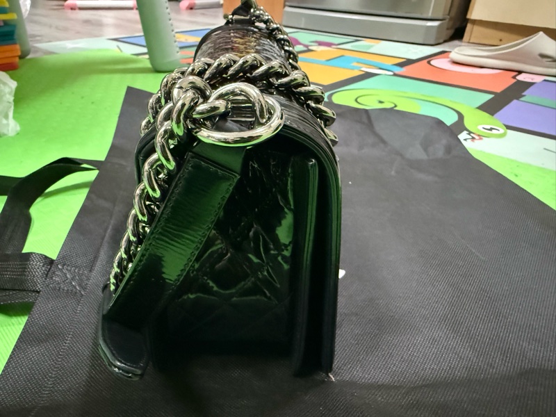 CHANEL LE BOY MEDIUM BLACK-3