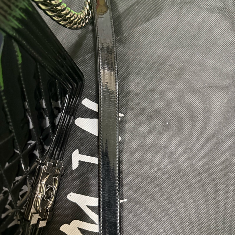 CHANEL LE BOY MEDIUM BLACK-5