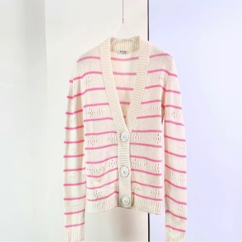 MIU MIU  粉白間條毛衣開衫