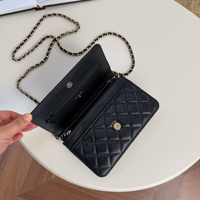 Chanel 黑金滾邊 WOC-6