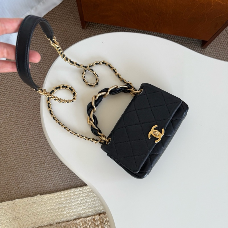 Chanel 黑金粗鏈條大 Mini-0