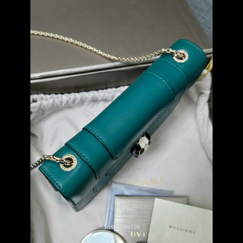 Bvlgari 寶格麗 經典祖母綠金鍊蛇頭包-22