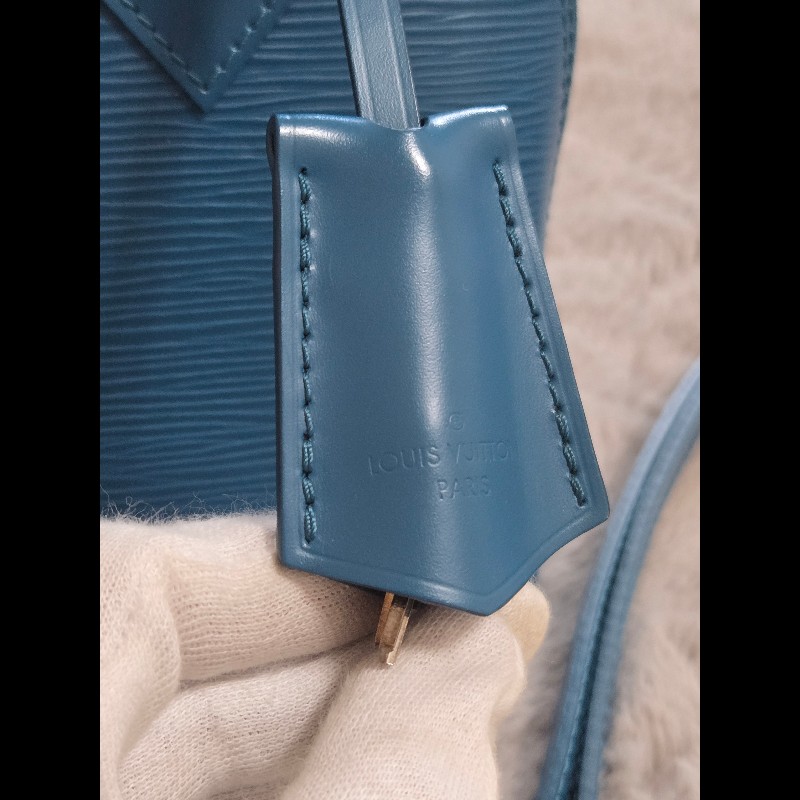 LV Alma BB Epi 牛皮水波紋 孔雀藍（綠）色 貝殼包 手提包肩背包斜背包-14