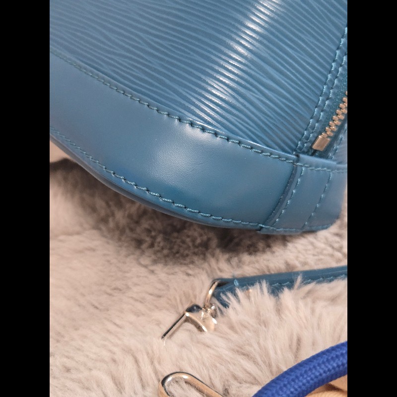 LV Alma BB Epi 牛皮水波紋 孔雀藍（綠）色 貝殼包 手提包肩背包斜背包-16