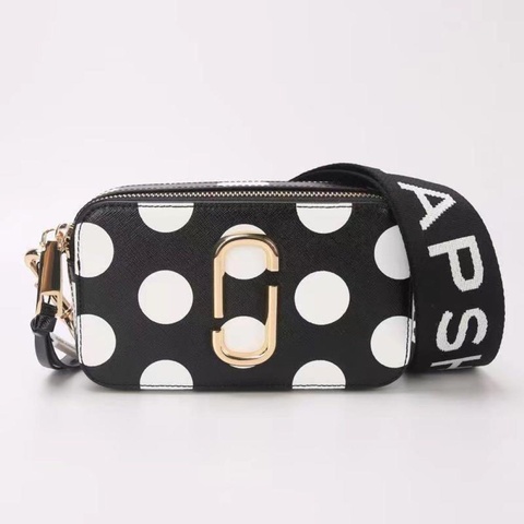 MARC JACOBS圓點相機包