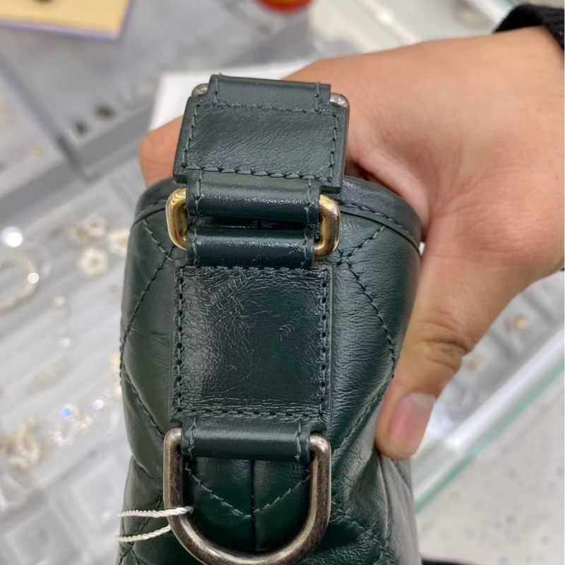 【92%新 ✨ 全網最低價！】稀有色 26開 Chanel 香奈兒 流浪包小號 墨綠金扣 牛皮-5