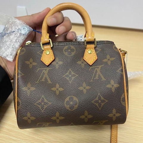【93%新 ✨ 全網最低價！】絕版 LV nano speedy 枕頭包 中古款色 成色很好