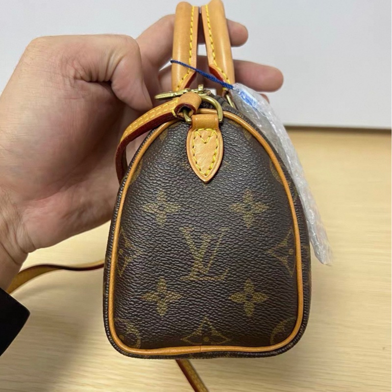 【93%新 ✨ 全網最低價！】絕版 LV nano speedy 枕頭包 中古款色 成色很好-1