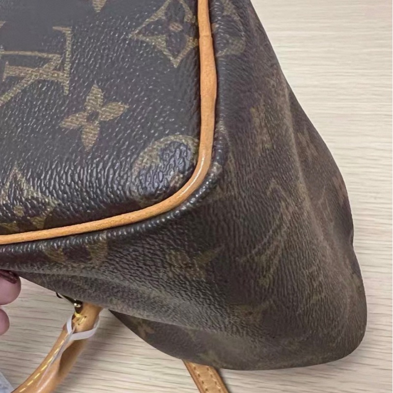 【93%新 ✨ 全網最低價！】絕版 LV nano speedy 枕頭包 中古款色 成色很好-4