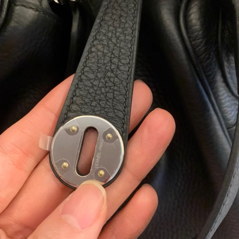未使用品 Hermes Lindy30 黑銀 TC皮 z刻-1