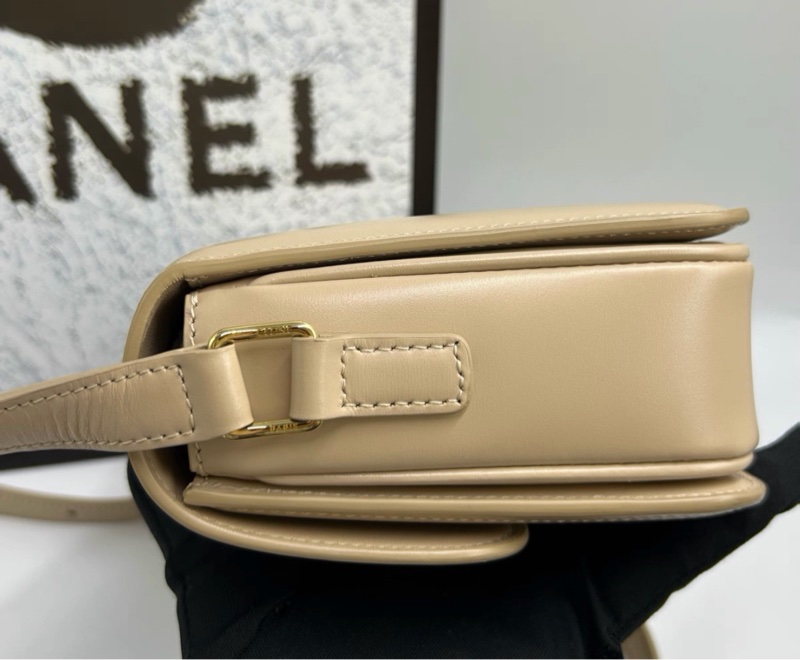 【95%新 ✨ 全網最低價！】Celine Teen 凱旋門 杏色 金扣 豆腐包-2