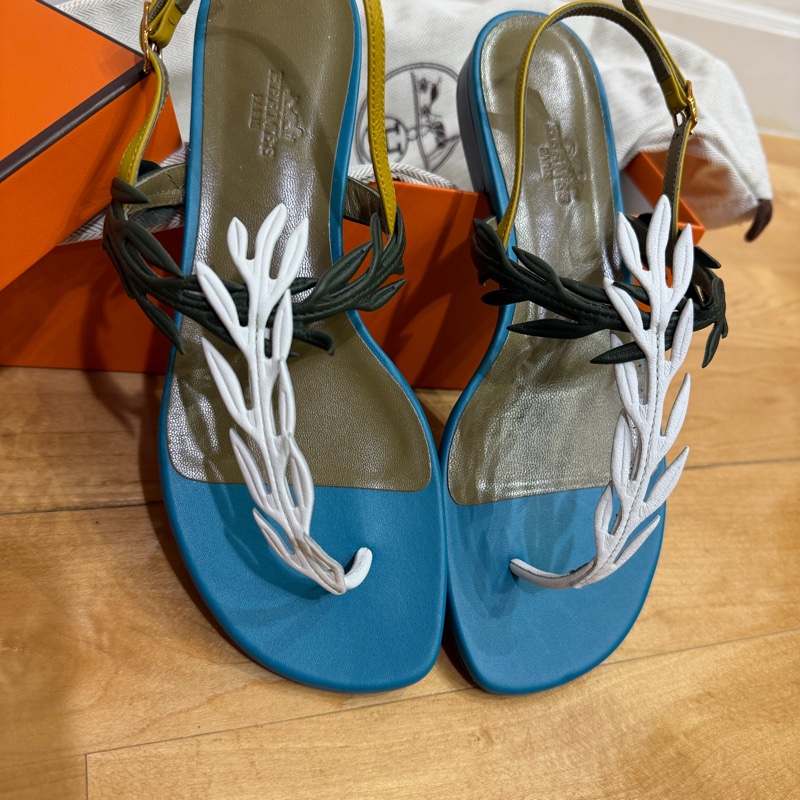 Hermès olive leaves Sandals-0