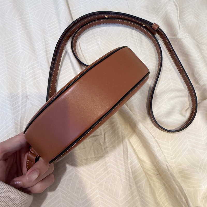 Celine月餅包 焦糖色-9