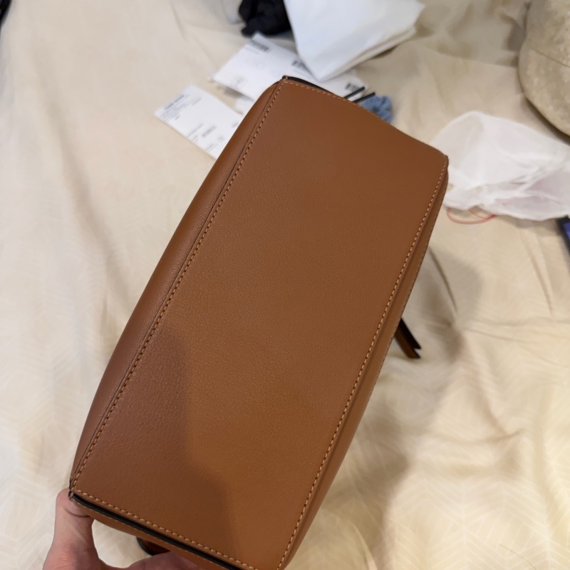 Loewe 羅威puzzle包small 焦糖色-1