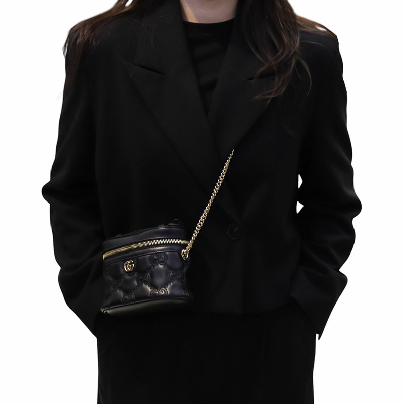 【包稅】GUCCI 723770 GG Matelassé 頂部提把迷你斜背包-8