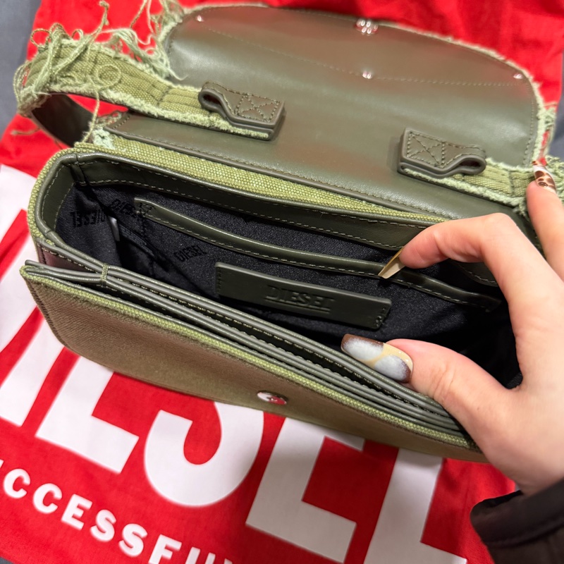 Diesel 1DR Bag-2