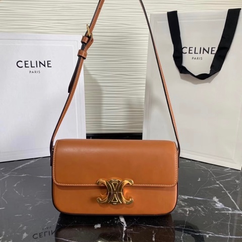 「JL精品代購」 98新 CELINE 凱旋門腋下包 焦糖色