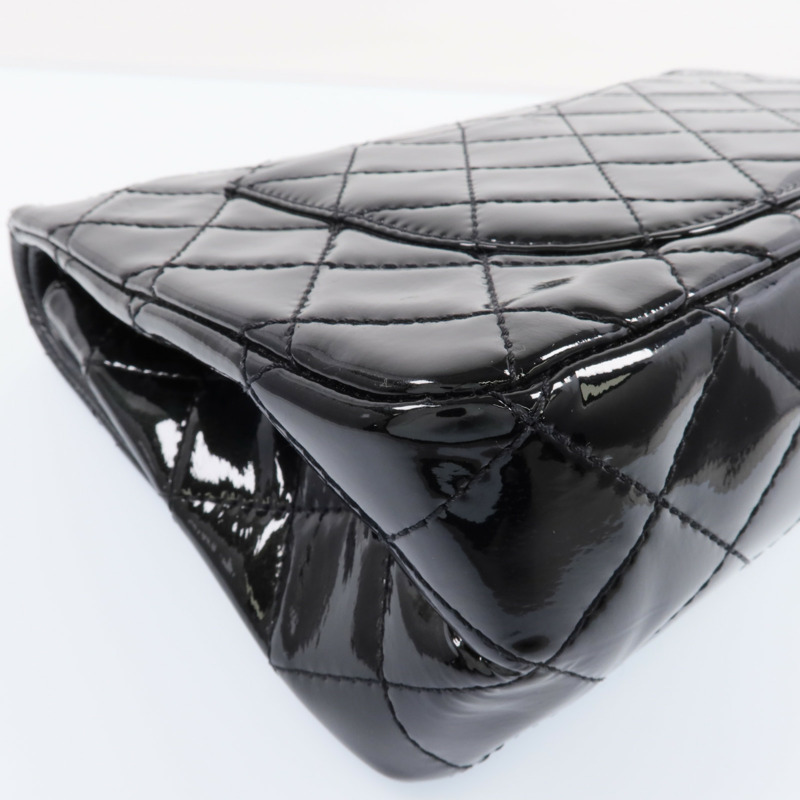 CHANEL 漆皮皮革2.55 Jumbo銀扣鏈帶肩背袋-14