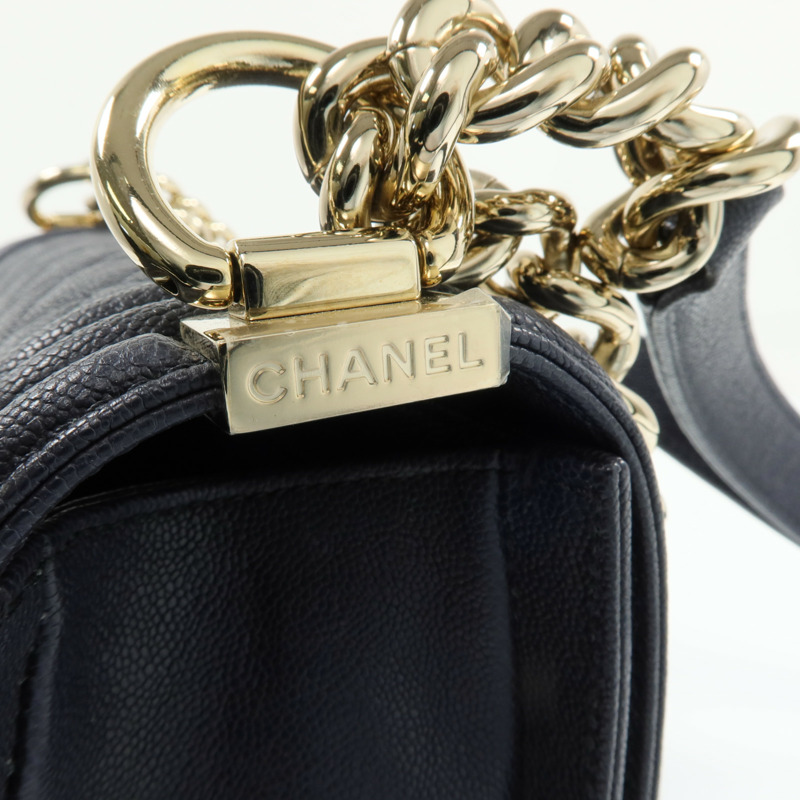 CHANEL 牛皮皮革Boy 20金扣鏈帶肩背袋-11
