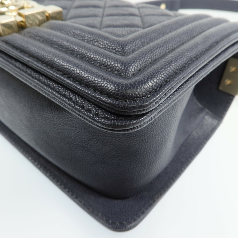 CHANEL 牛皮皮革Boy 20金扣鏈帶肩背袋-12