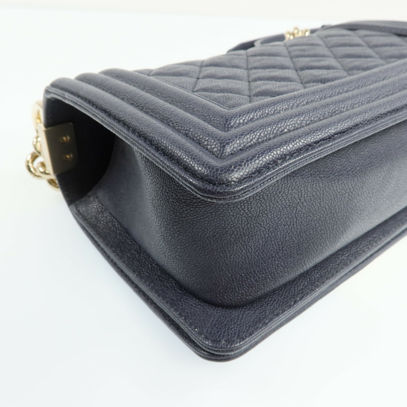 CHANEL 牛皮皮革Boy 20金扣鏈帶肩背袋-15