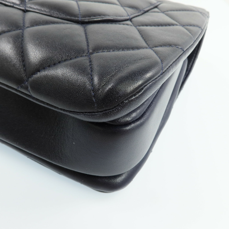 CHANEL 羊皮皮革Trendy CC金扣鏈帶肩背袋-12