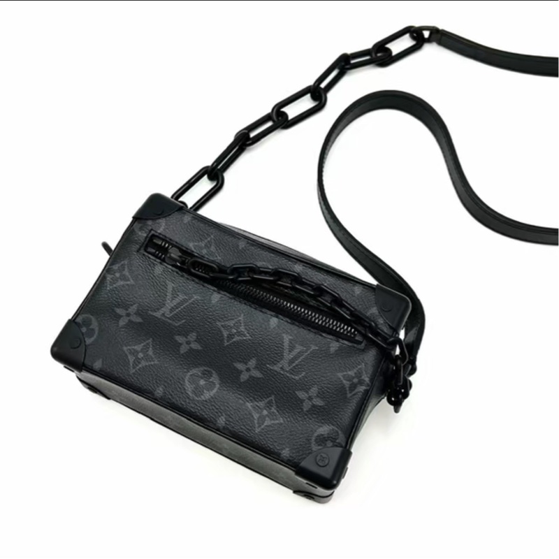 帥潮必備😎99新🆕Lv路易威登黑武士Mini Soft Trunk軟盒子包單肩斜挎包-8