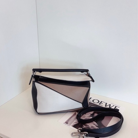 Loewe羅意威 三拼色Puzzle百變幾何包 小號