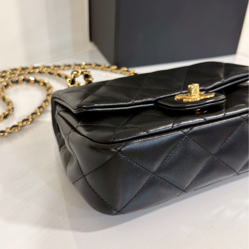 絕美氣質天花板🤩超低價99新🆕Chanel黑金菱格紋手柄cf方胖子單肩斜挎手提包-14