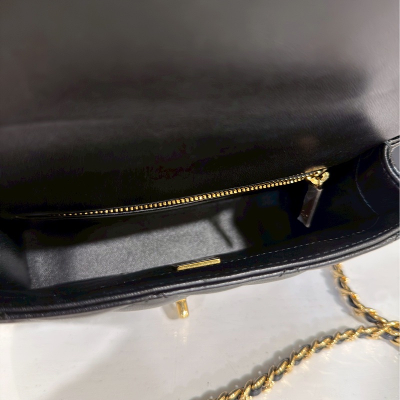 絕美氣質天花板🤩超低價99新🆕Chanel黑金菱格紋手柄cf方胖子單肩斜挎手提包-16