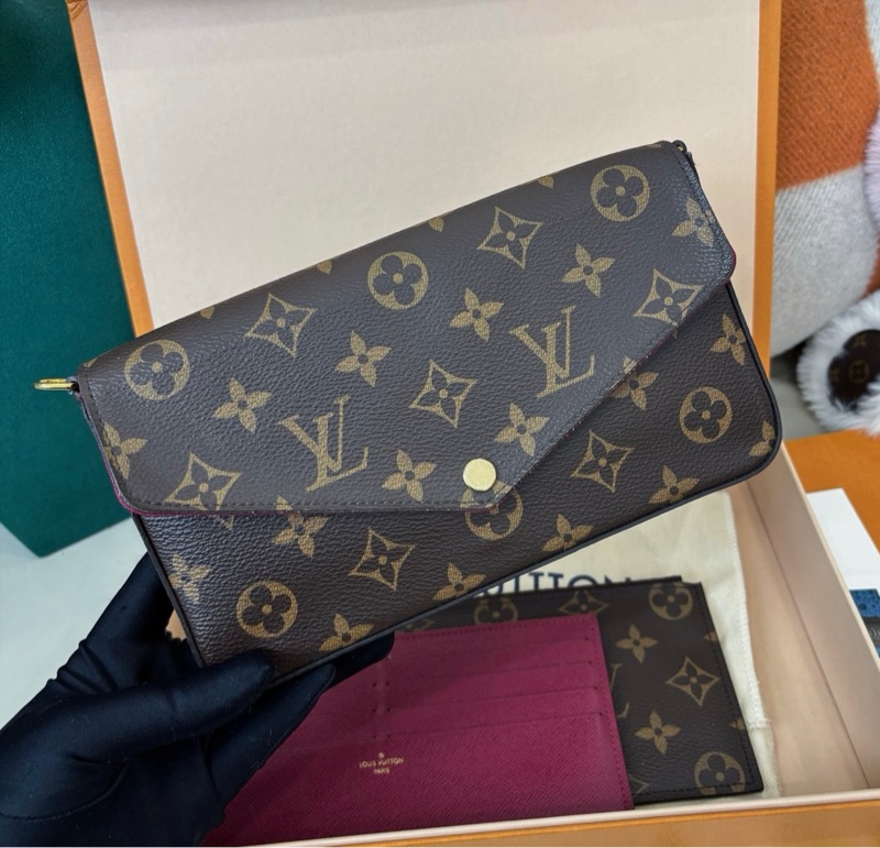 LV 老花三合一鏈條包-1