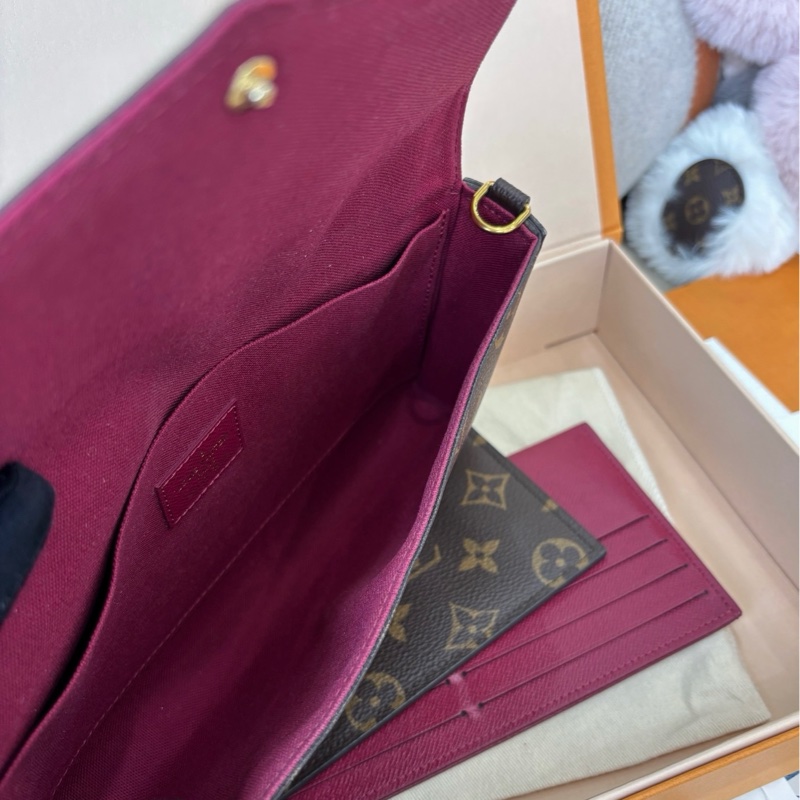 LV 老花三合一鏈條包-6