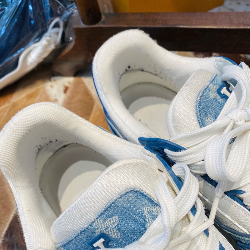 LV路易威登 Trainer藍白牛仔印花休閒板鞋 尺碼42-2