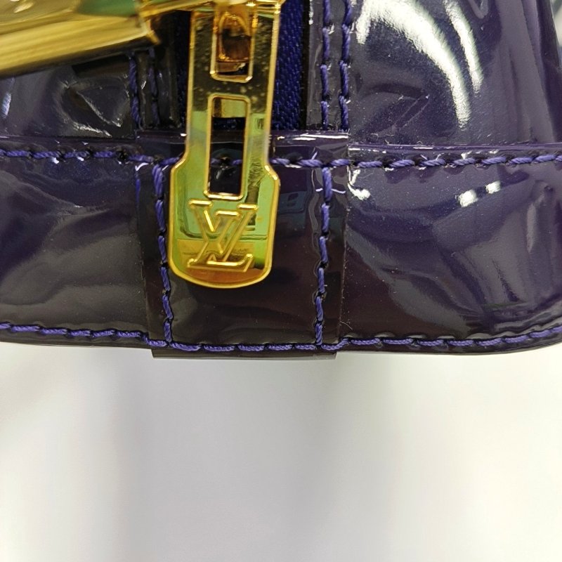 LOUIS VUITTON ALMA BB 紫色漆皮老花壓紋貝殼包斜挎包手提包單肩包銀色五金可拆卸肩帶-11