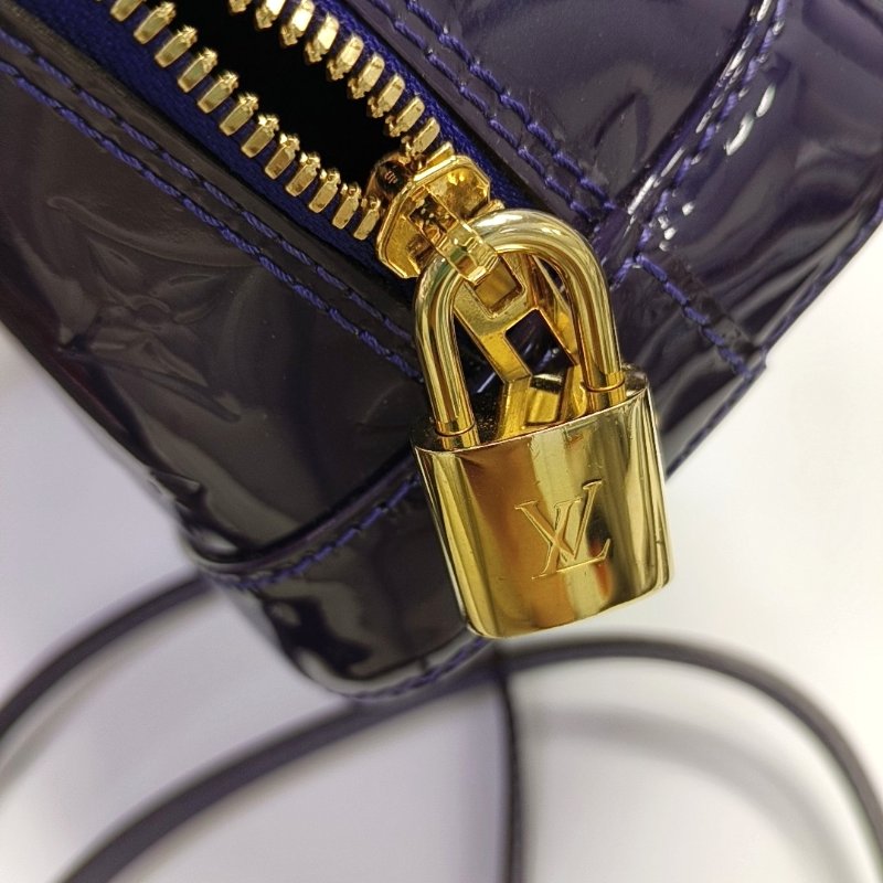 LOUIS VUITTON ALMA BB 紫色漆皮老花壓紋貝殼包斜挎包手提包單肩包銀色五金可拆卸肩帶-18