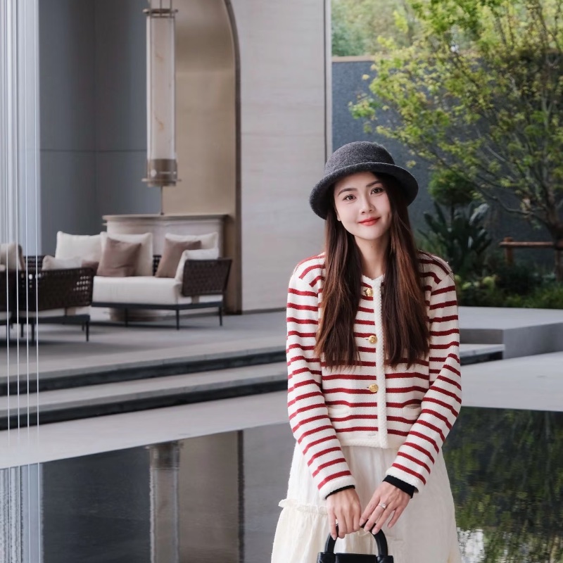 ❤️CELINE 條紋款 開衫毛衣外套 新年氣氛好搭單品-1