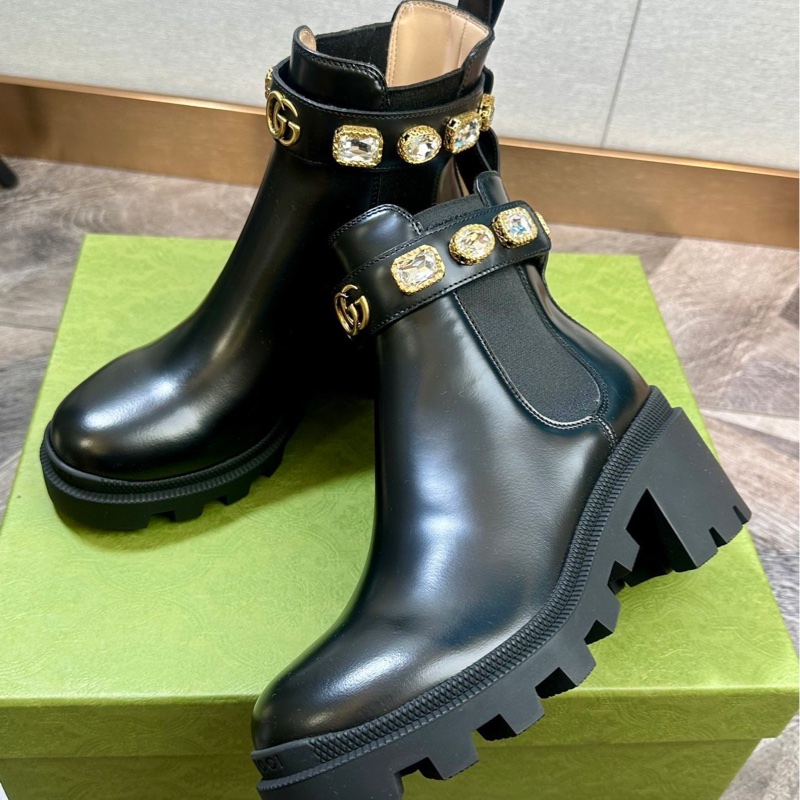 閒置新,未使用Gucci 古馳 marmont 爆款全皮馬丁靴 短靴 一圈大水鑽 女款 黑色 尺碼:35碼 附件:塵袋。一-2