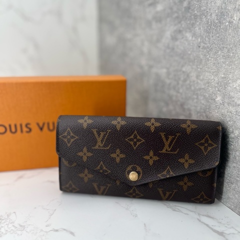 💗香緹國際精品💗 688 LV 信封長夾