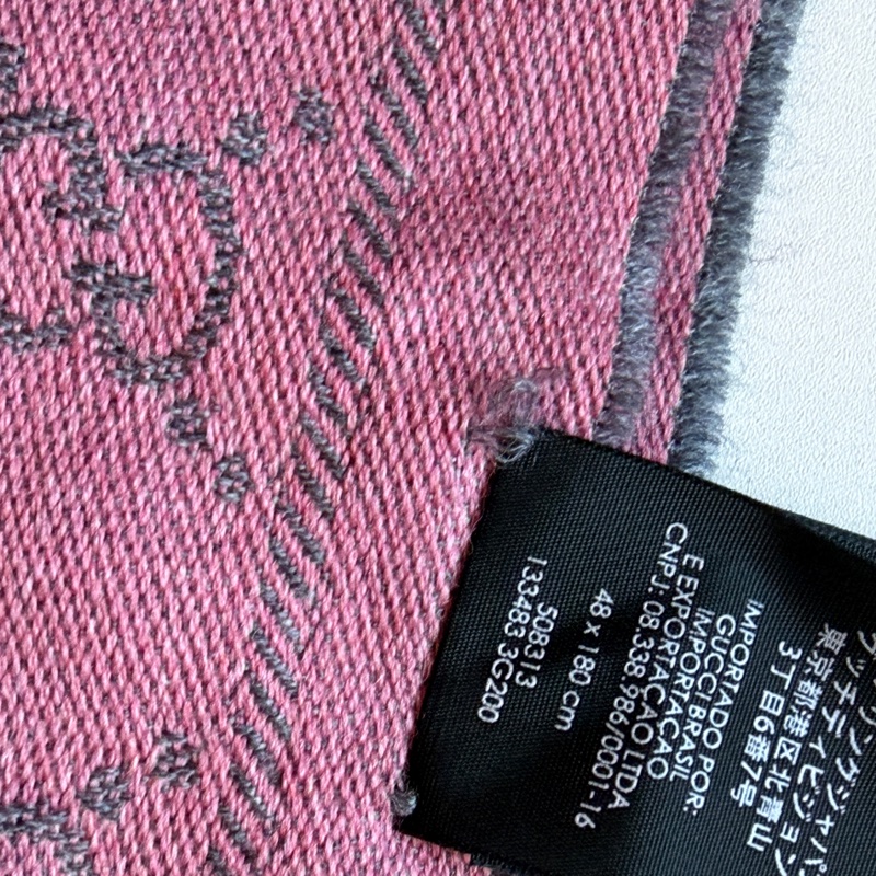 914intheair精品代購『二手閒置』古馳Gucci提花GG logo粉灰色雙面圍巾-22