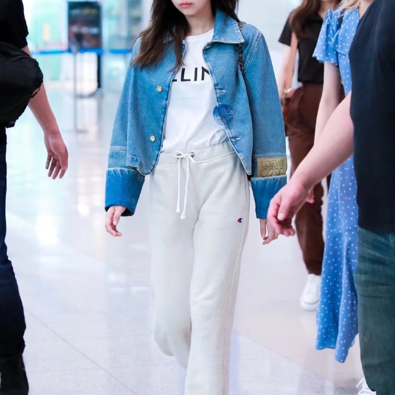 ❤️LOEWE BlackPink Jennie愛穿的牛仔外套-2