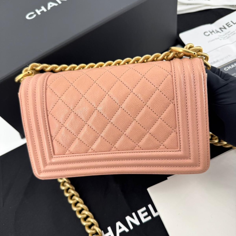 Chanel 2018 Caviar Leather Light Pink Small Boy Bag with Gold Hardware-2