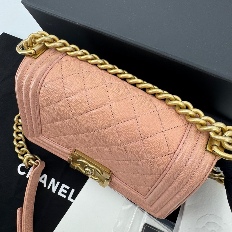 Chanel 2018 Caviar Leather Light Pink Small Boy Bag with Gold Hardware-6