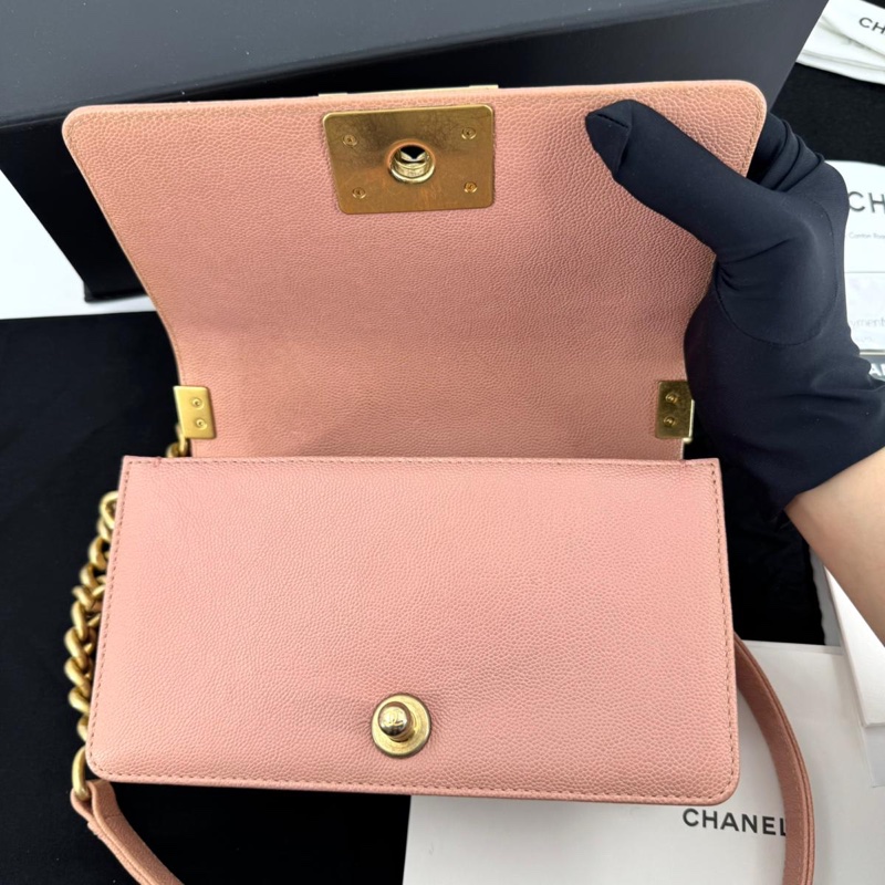 Chanel 2018 Caviar Leather Light Pink Small Boy Bag with Gold Hardware-9