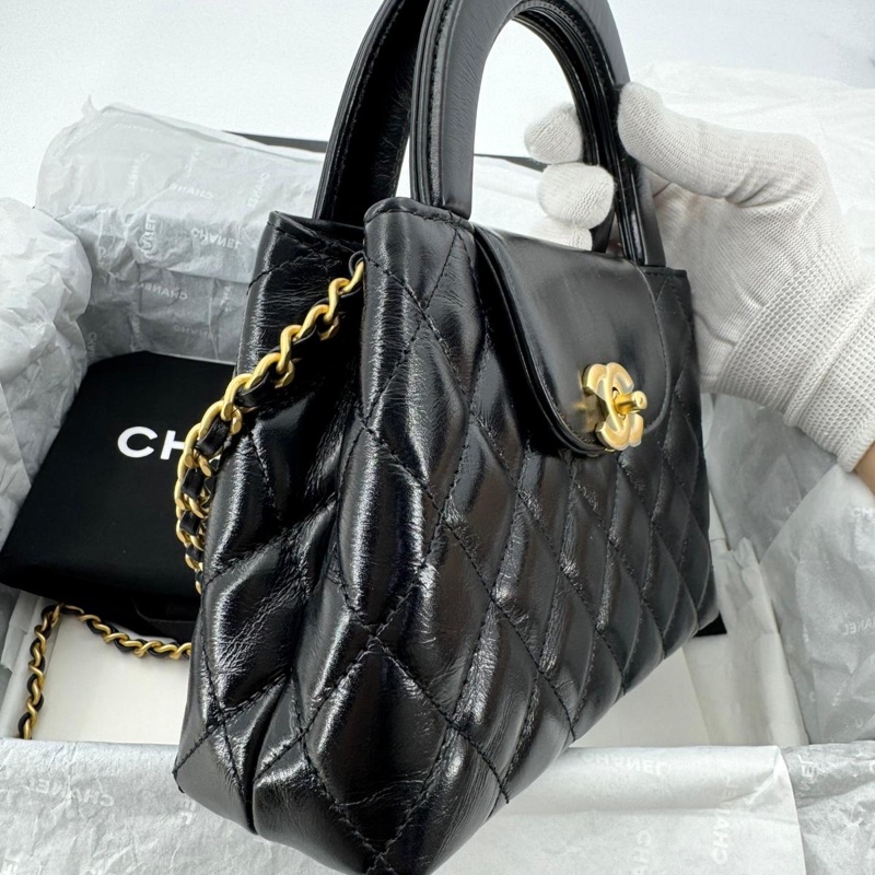 Chanel Kelly Shiny Calfskin Black Mini Handbag-2