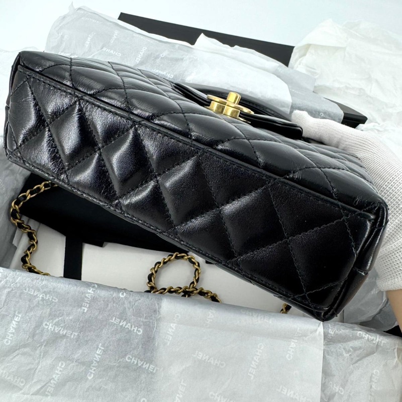 Chanel Kelly Shiny Calfskin Black Mini Handbag-4