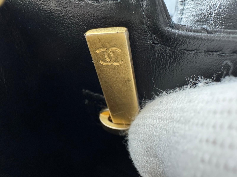 Chanel Kelly Shiny Calfskin Black Mini Handbag-14