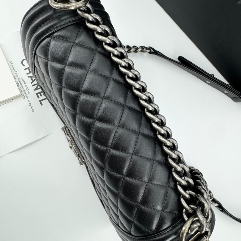 Chanel(21) Calfskin & Ruthenium-Finish Metal Black Leboy 25 Bag-5